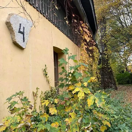 Przylesie 4 *