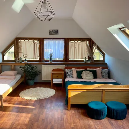 Przylesie 4 * Wieckowice